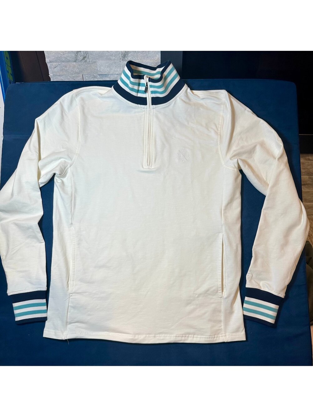 ZYIA Women’s White Quarter-Zip Athletic Pullover | Size Small